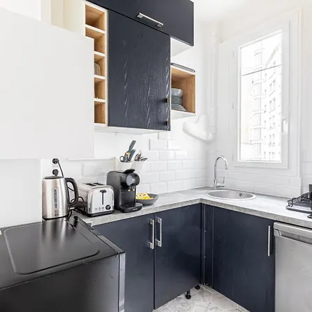 Guestready - Sleek And Comfy Near The Metro Apartment *